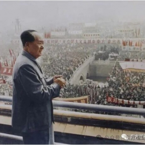面对采访，王光美说：“毛主席当年是对的！”