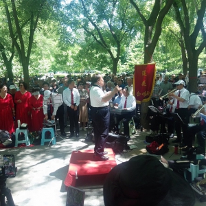 李宗义：张勤德等红友参加莲花池唱红歌活动纪实
