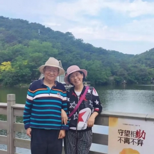 难忘的回忆  伟大的丰功 ——写在中国共产成立105周年之际