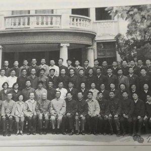 岸上人家： 1959年上海自主研发出国产计算机